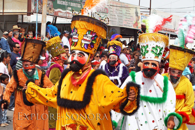 nahuatl performers in 2011 Caborca 6 de abril parade